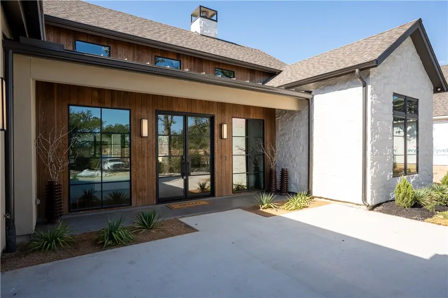 3010 Silverbell Court, Bryan, TX 77807 - Image #2