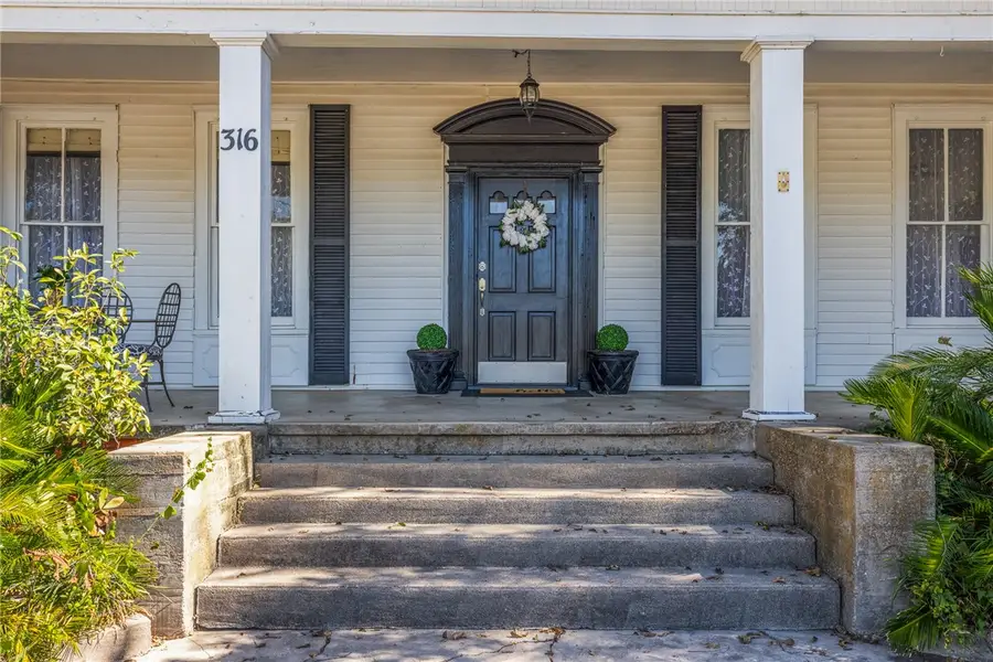 316 Brosig Ave, Navasota, TX 77868 - #3