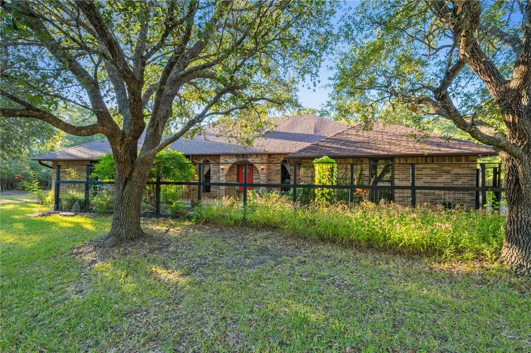 2505 Fitzgerald Circle, College Station, TX 77845 - Image #1