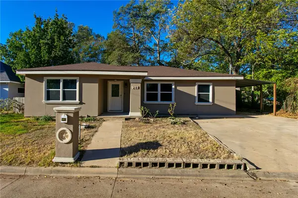 903 Travis Street, Bryan, TX 77803