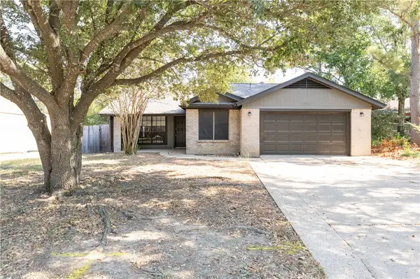 3311 Bahia, College Station, TX 77840