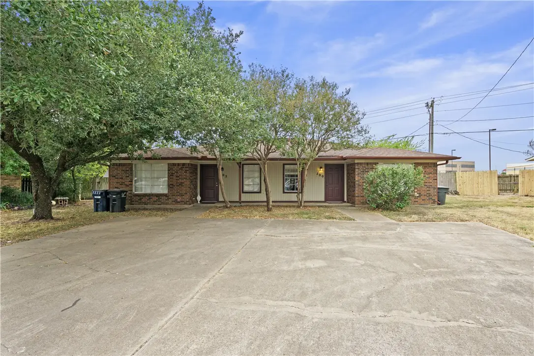 200 Yale Circle, College Station, TX 77840 - Image #1