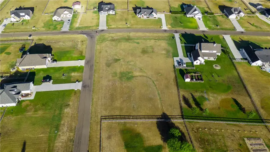 10300 Whiskey River Road, Bryan, TX 77808 - Image #3