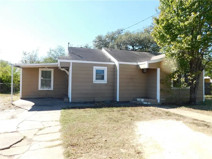3129 E Villa Maria Road, Bryan, TX 77803 - Image #2