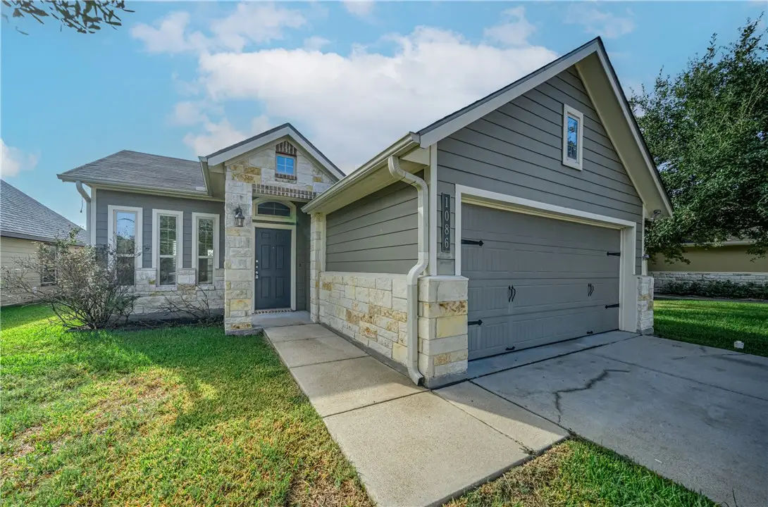 1086 Venice Drive, Bryan, TX 77808 - Image #1