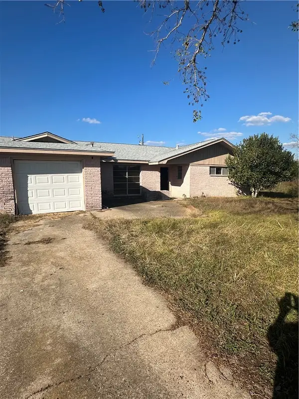 21205 Evans Lane, Washington, TX 77880