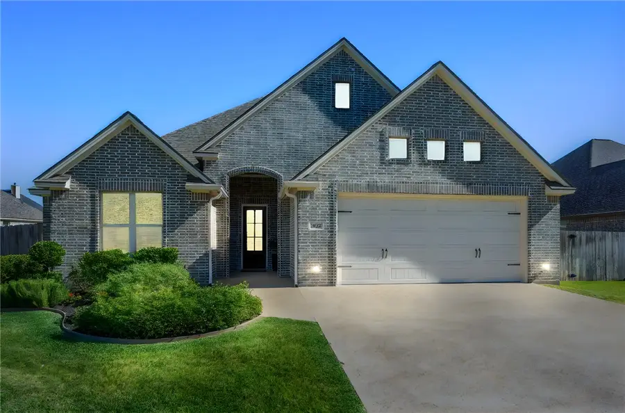 3214 Rose Hill Lane, Bryan, TX 77808 - Image #2