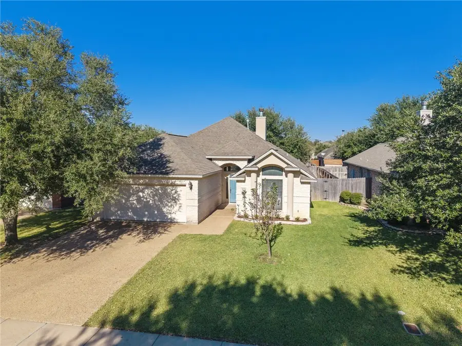 320 Robelmont Drive, College Station, TX 77845 - Image #2
