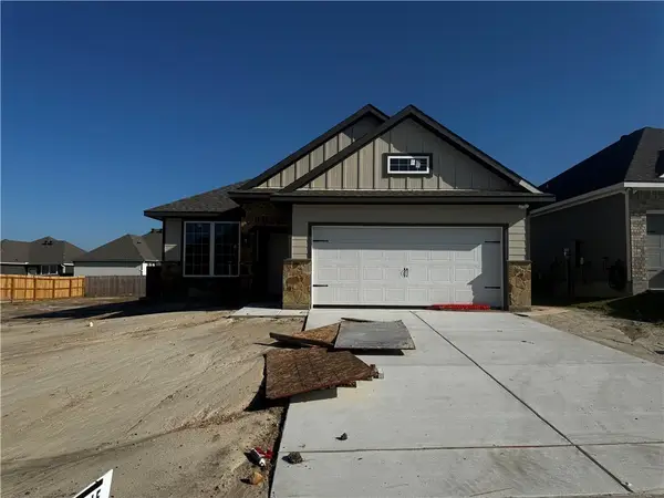 10633 Burgundy Berry Way, Bryan, TX 77845