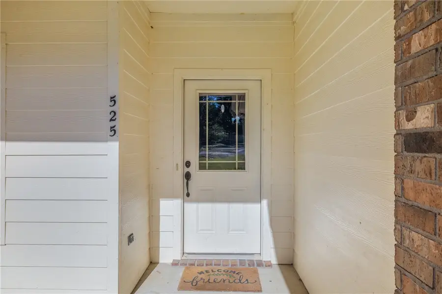 525 Oak Tree Lane, Franklin, TX 77856 - Image #3