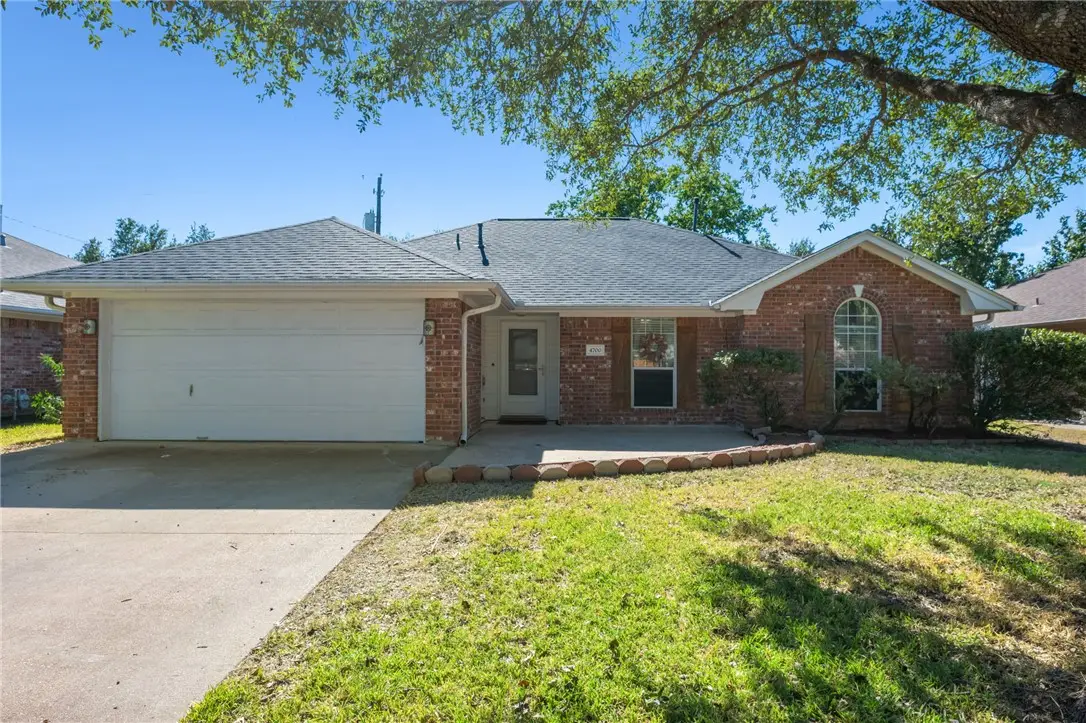 4700 Pembrook Lane, Bryan, TX 77802 - Image #1