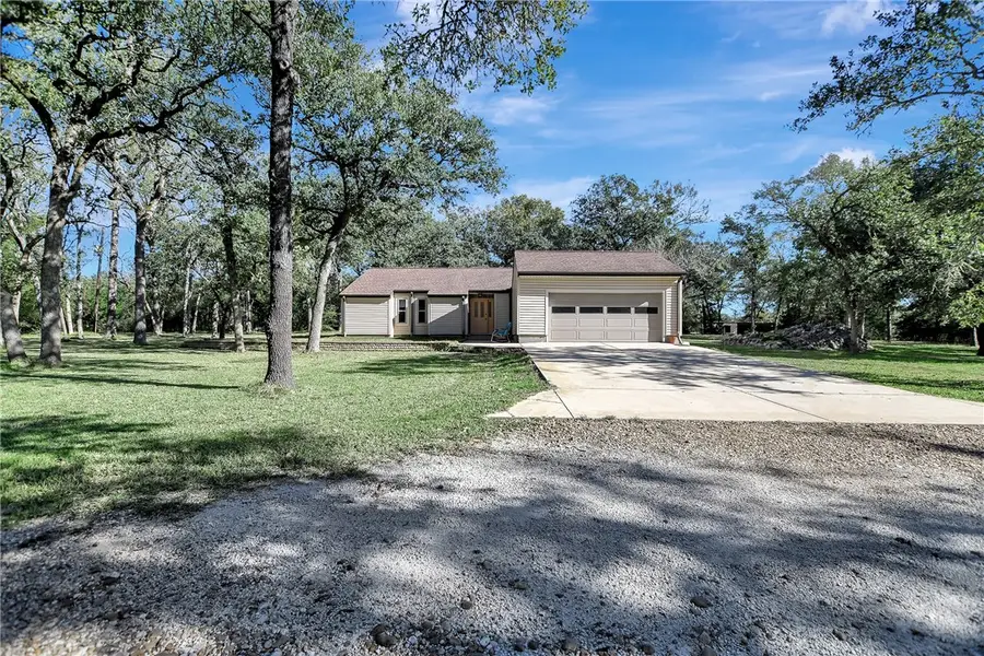 8846 Jackrabbit Lane, Bryan, TX 77808 - Image #3