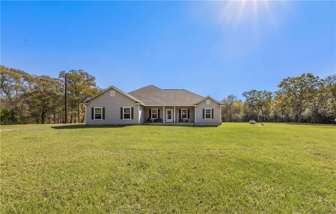 803 Hollow Bend, Caldwell, TX 77836 - Image #1