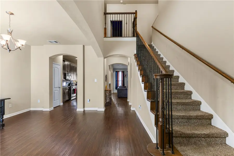 1060 Venice Drive, Bryan, TX 77808 - Image #3