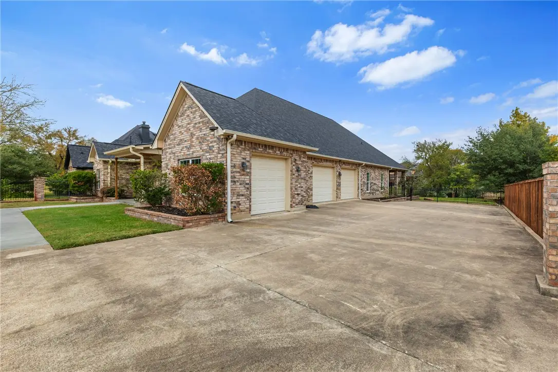 4703 Saint Andrews Drive, College Station, TX 77845 - Image #1