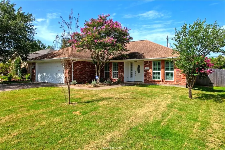 4506 Winchester Drive, Bryan, TX 77802 - Image #2
