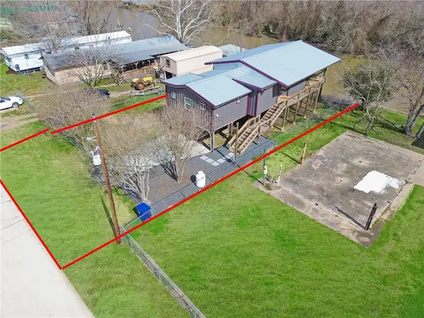 574 River Oaks Dr Drive, Trinity, TX 75862