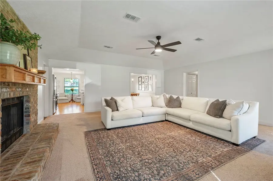 2002 Pinewood Drive, Bryan, TX 77807 - Image #3