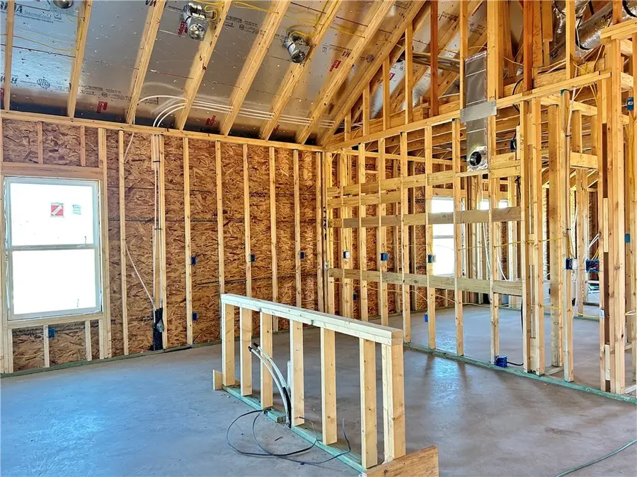 1945 Pinemont View Drive, Bryan, TX 77807 - Image #3