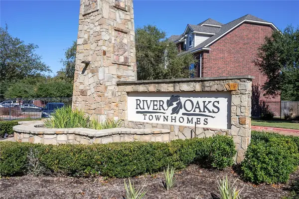 305 Holleman Drive E #402, College Station, TX 77840