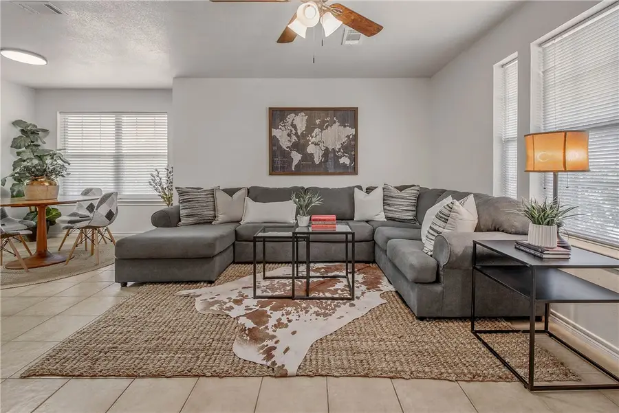 1140-1142 Gridiron Drive, College Station, TX 77840 - Image #3