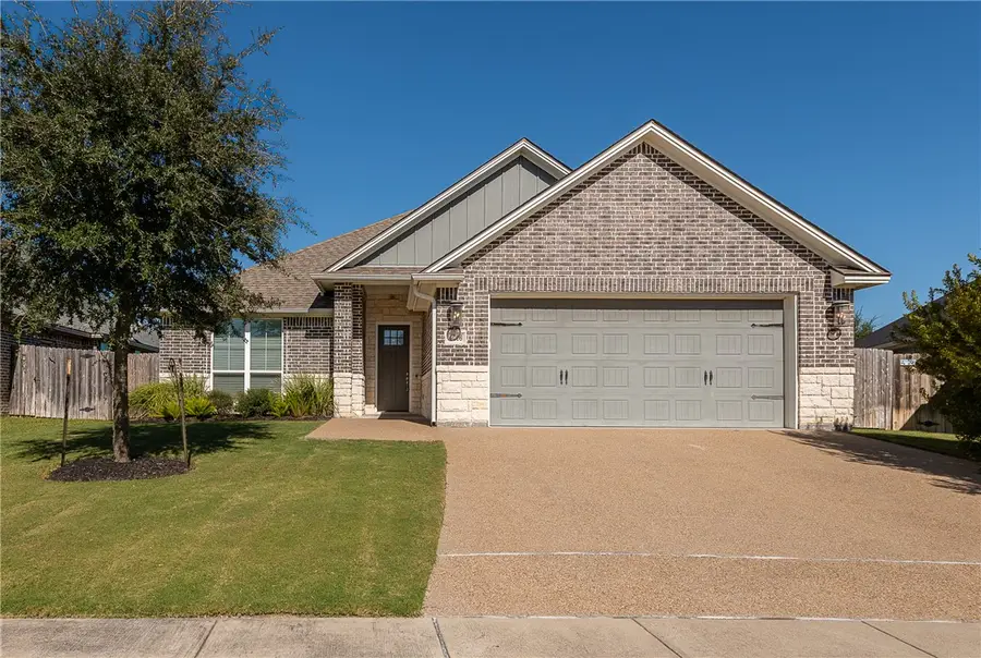 4016 Oak Meadow Grove Circle, College Station, TX 77845 - Image #2