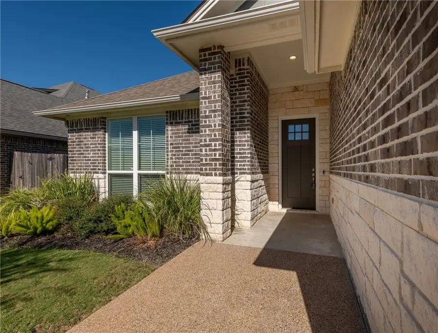 4016 Oak Meadow Grove Circle, College Station, TX 77845 - Image #3