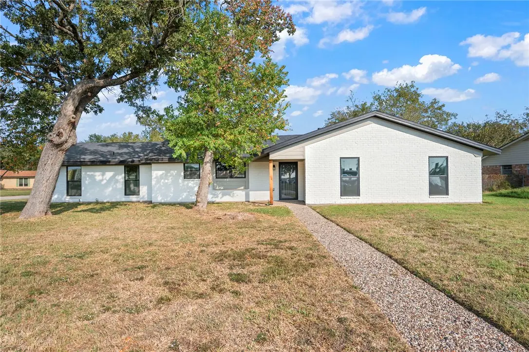 2001 Nueces Drive, College Station, TX 77840 - Image #1