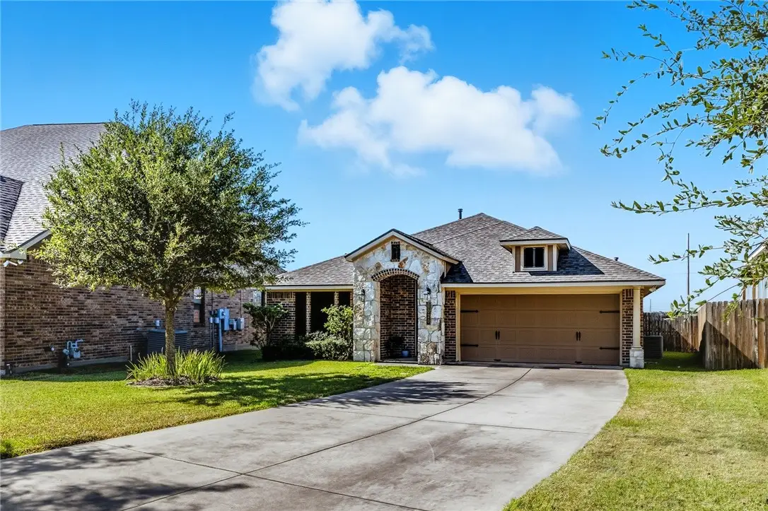 1020 Venice Drive, Bryan, TX 77808 - Image #1