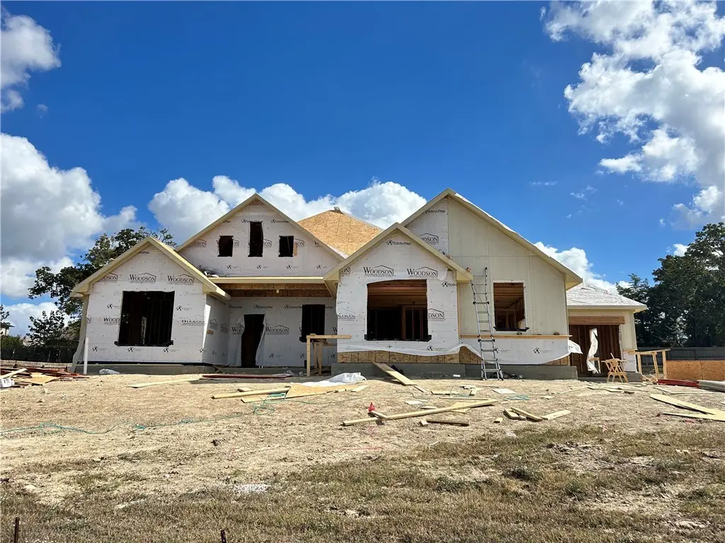 3273 Rose Hill Lane, Bryan, TX 77808 - Image #1