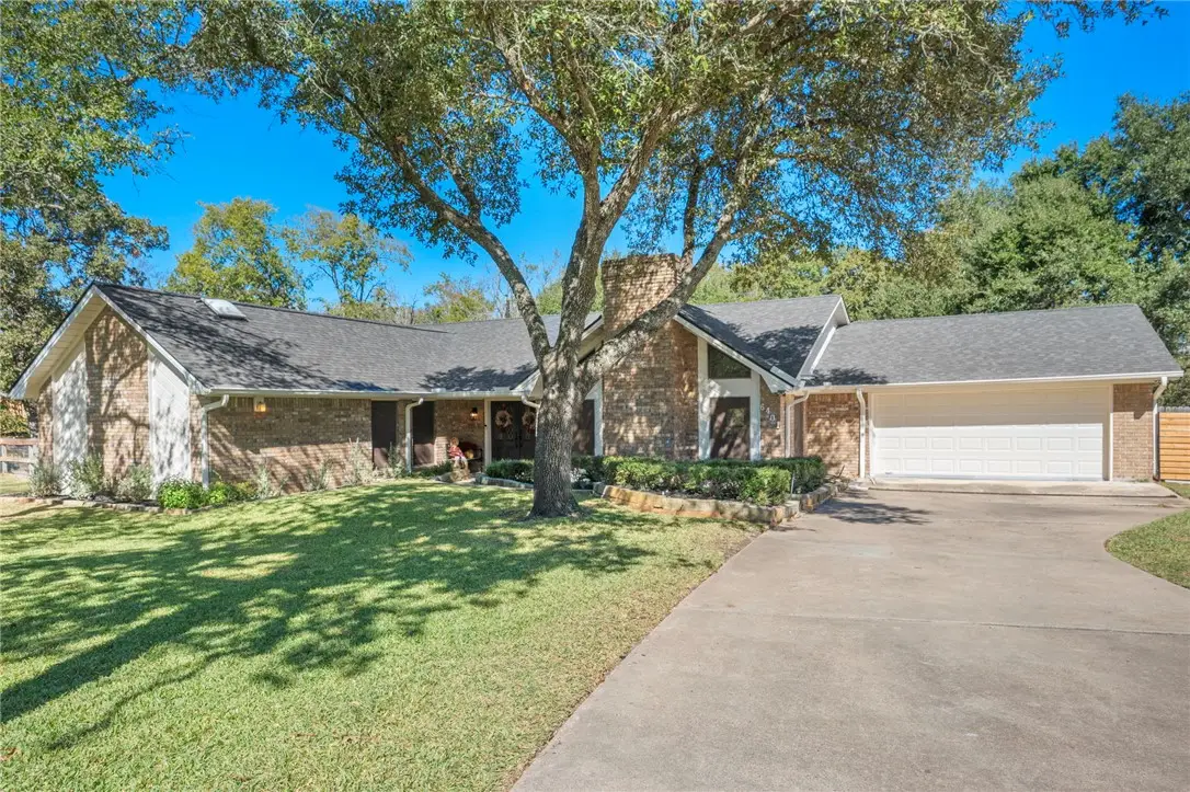 6401 Windwood Drive, College Station, TX 77845 - Image #1