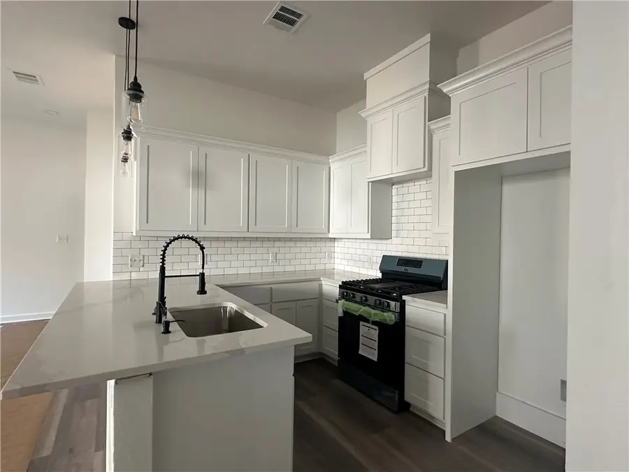 4111 Marsh Street, Bryan, TX 77803 - Image #3