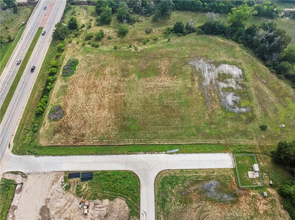 3031 University Drive East, Bryan, TX 77802 - Image #1