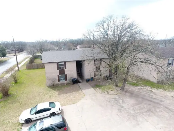 2712 Evergreen Circle, Bryan, TX 77801