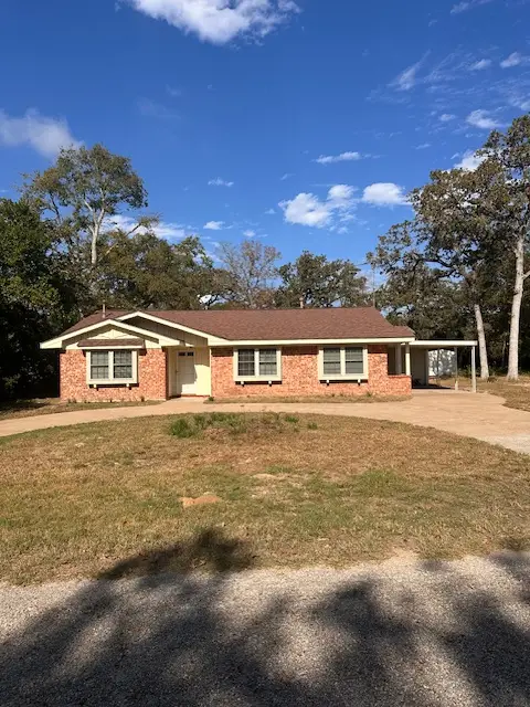 10 Catalina, Hilltop Lakes, TX 77871