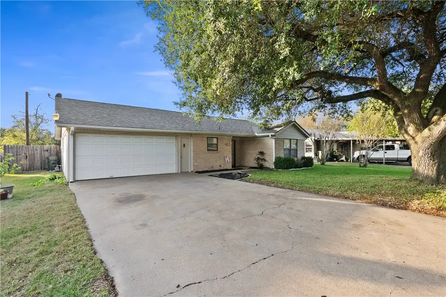 402 June Street, Bryan, TX 77802 - Image #2