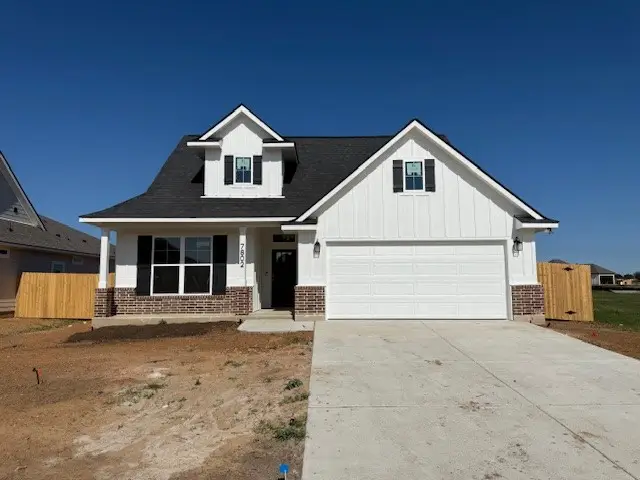 7802 Redbud Road, Navasota, TX 77868 - Image #1