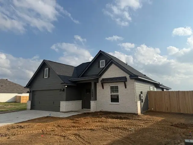 7809 Redbud Road, Navasota, TX 77868 - Image #1