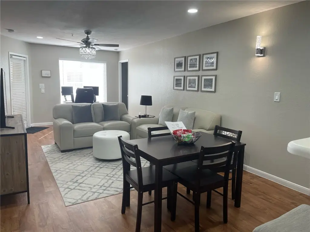 521 Southwest Parkway #204, College Station, TX 77840 - #1