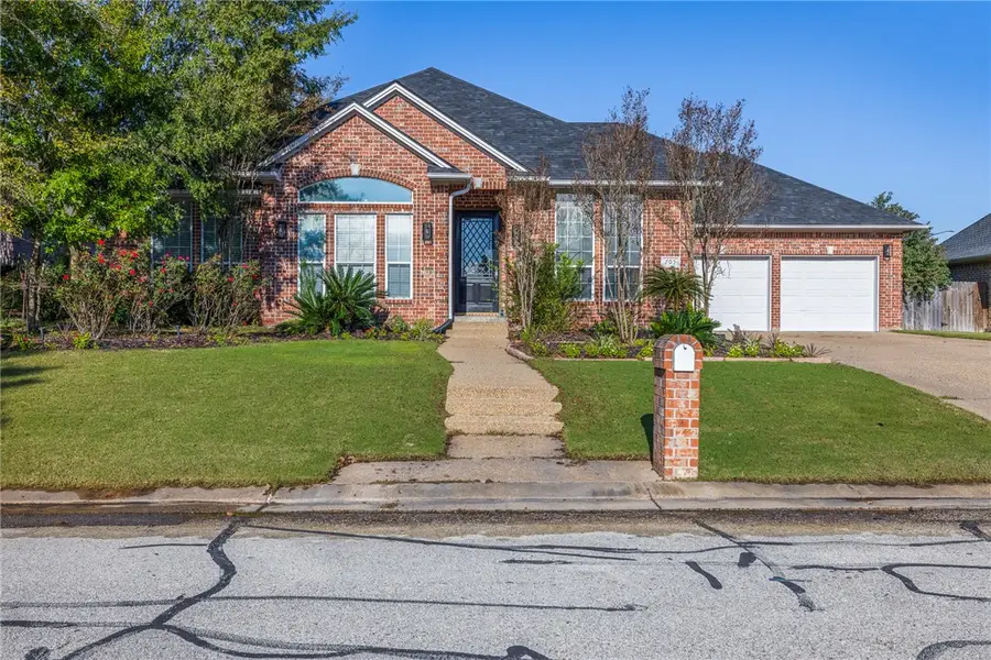 705 Kingsmill Court, College Station, TX 77845 - Image #3