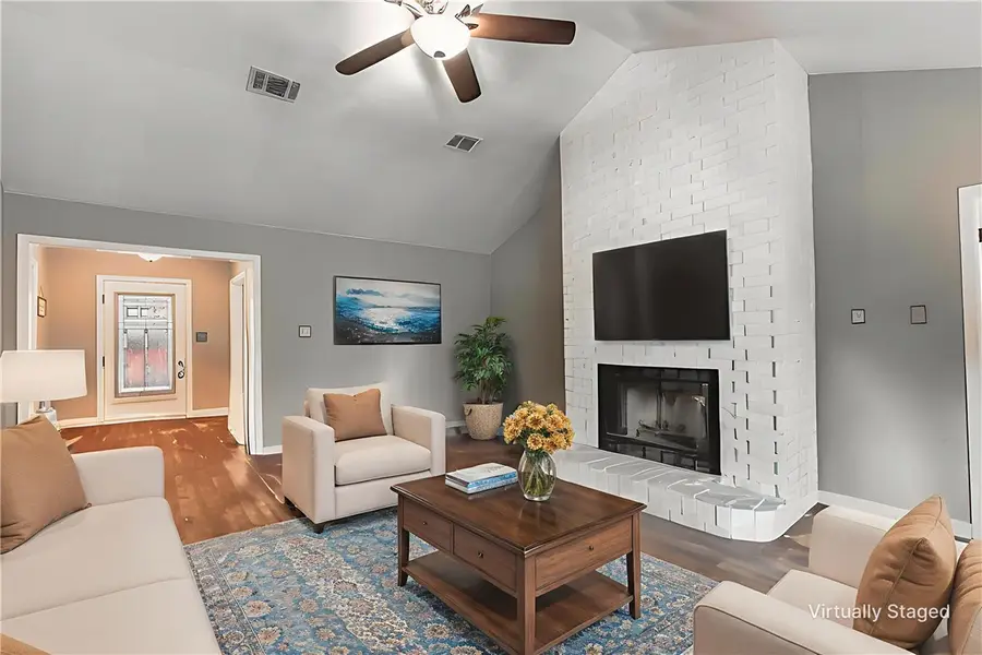 106 N Hills Circle, Franklin, TX 77856 - #3