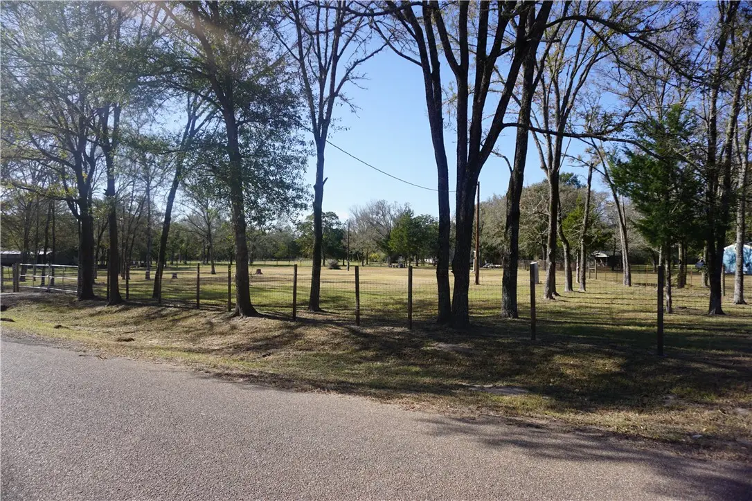780 N Berry Ridge, Caldwell, TX 77836 - Image #1