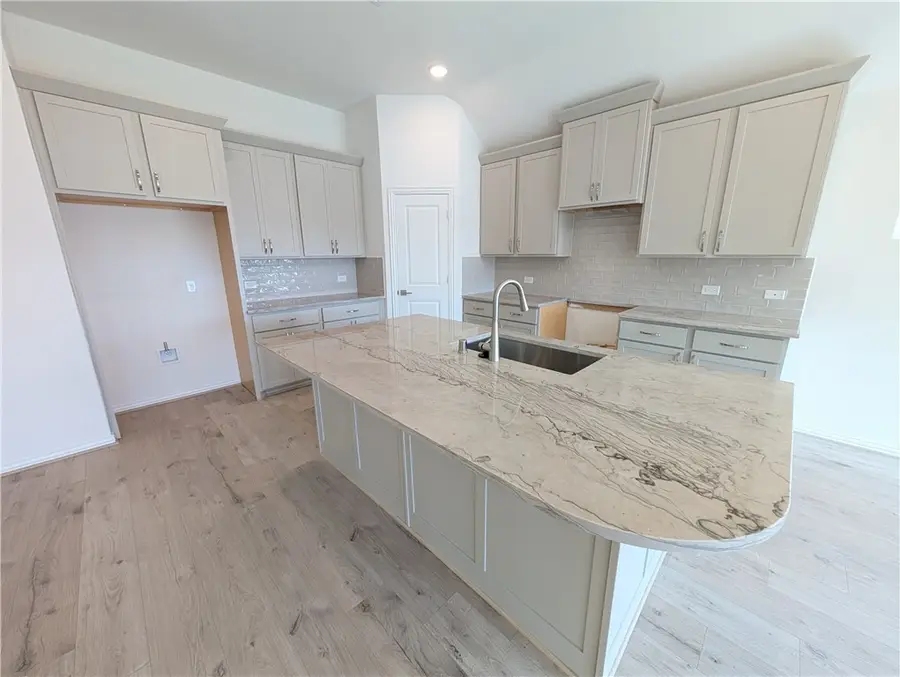 6222 Greenville Drive, College Station, TX 77845 - Image #2