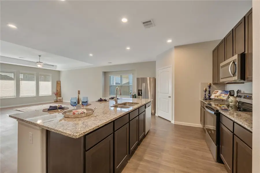 4704 Los Pines Way, Bryan, TX 77807 - Image #2