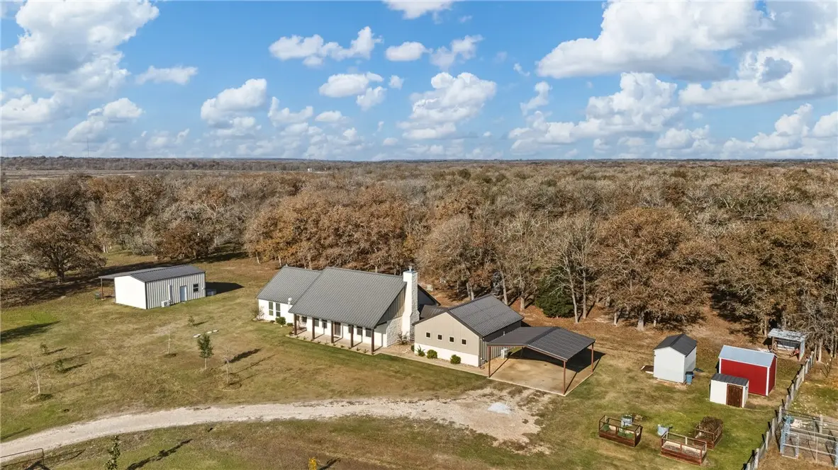 2324 County Road 353, Gause, TX 77857 - #1