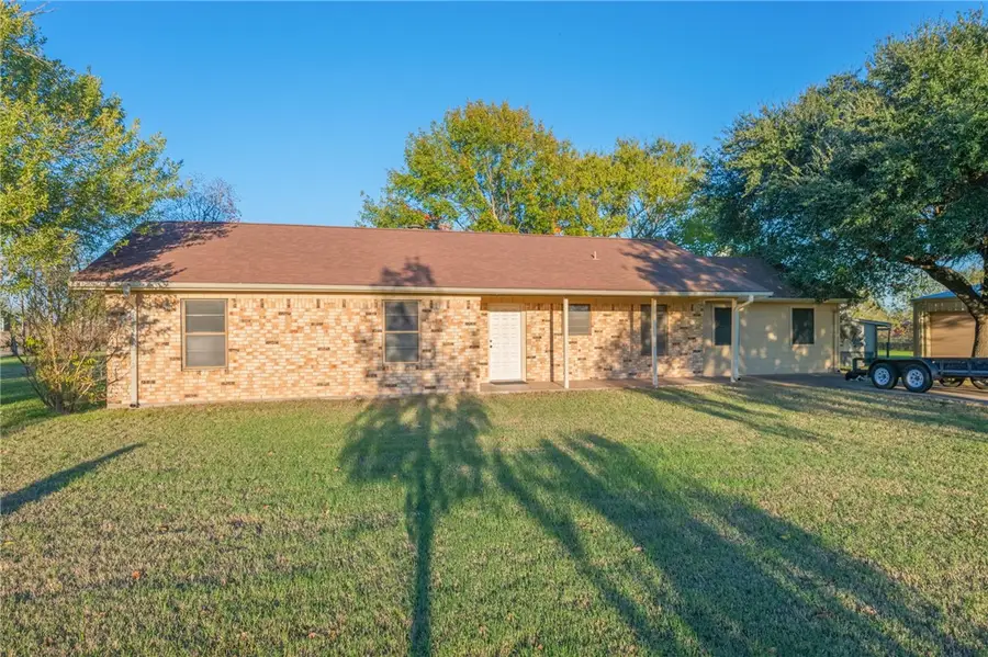 5756 Oak Hollow Circle, Bryan, TX 77808 - Image #2