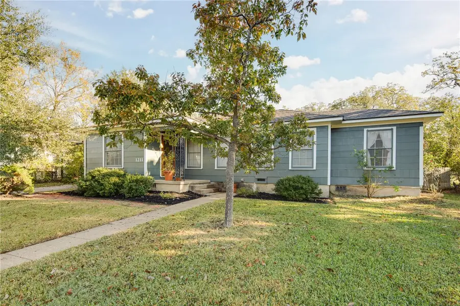 1211 Marsteller Avenue, College Station, TX 77840 - Image #2