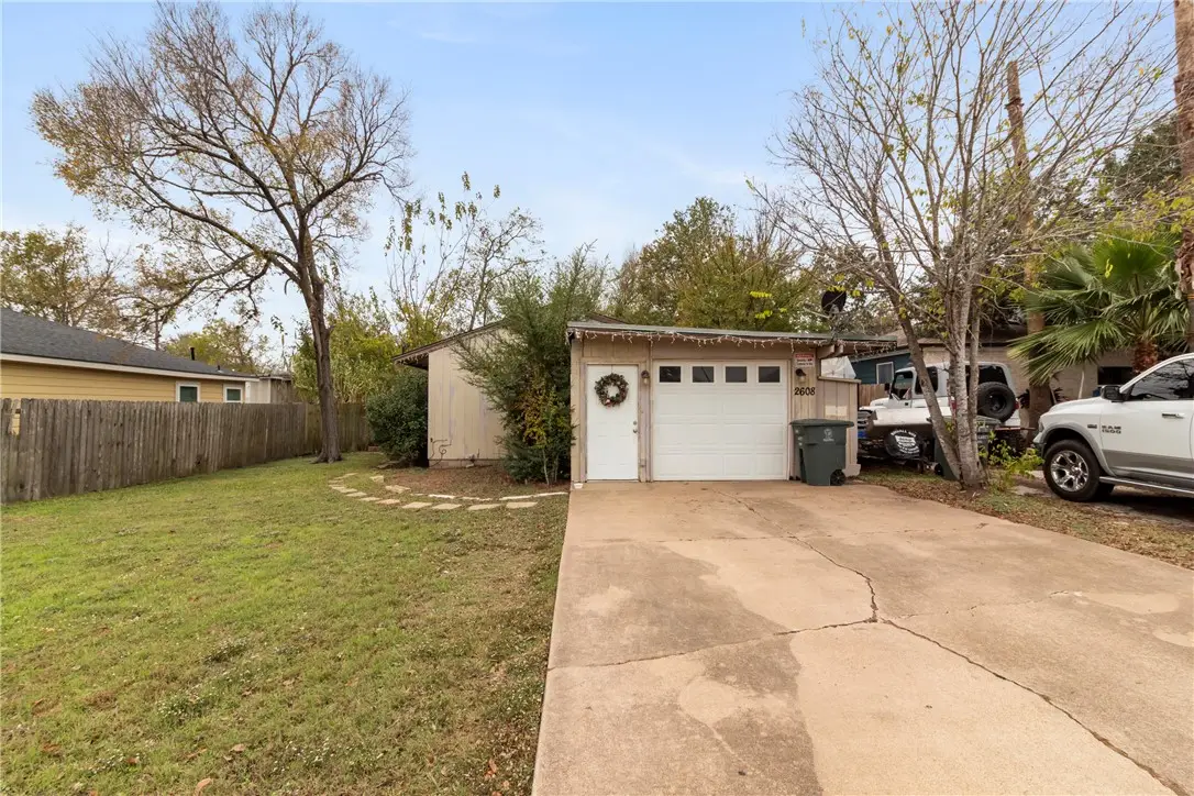 2608 Cavitt Avenue, Bryan, TX 77801 - Image #1