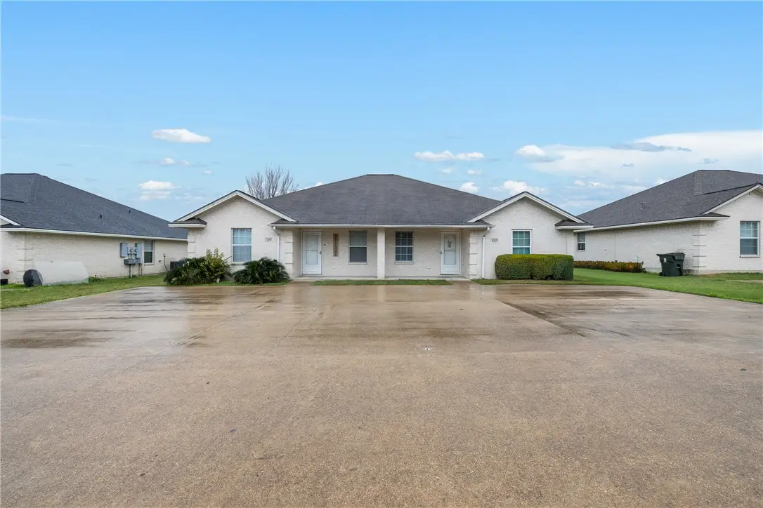 410 Freeman Avenue, Bryan, TX 77803 - Image #1