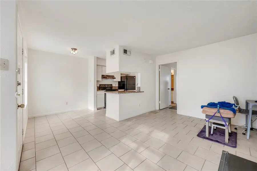 4441 Old College #3101, Bryan, TX 77801 - Image #2